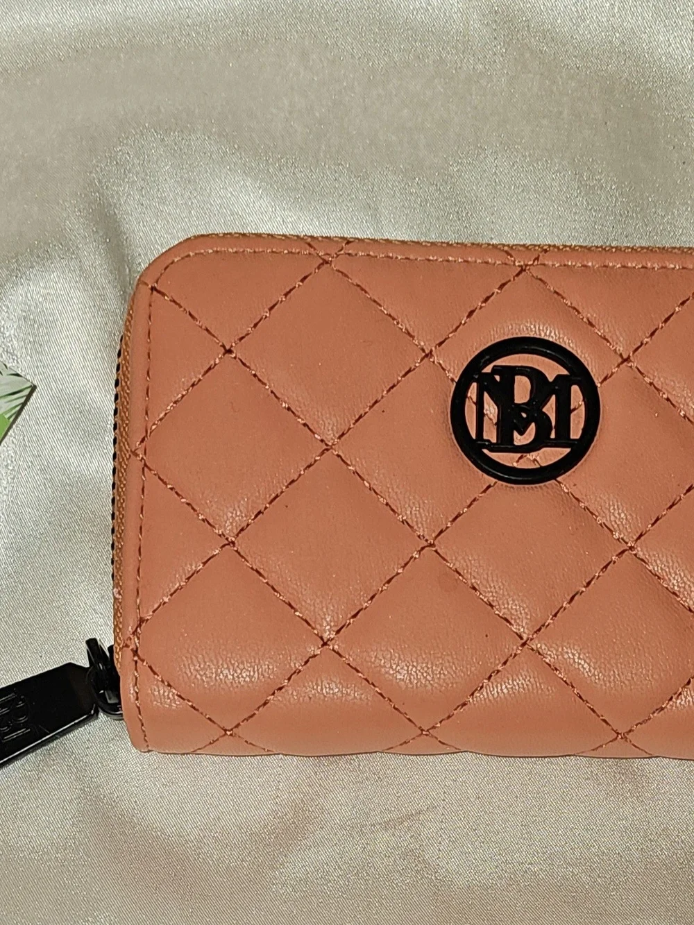 Badgley Mischka Vegan Leather Small Diamond Quilted Zip Around In Coral